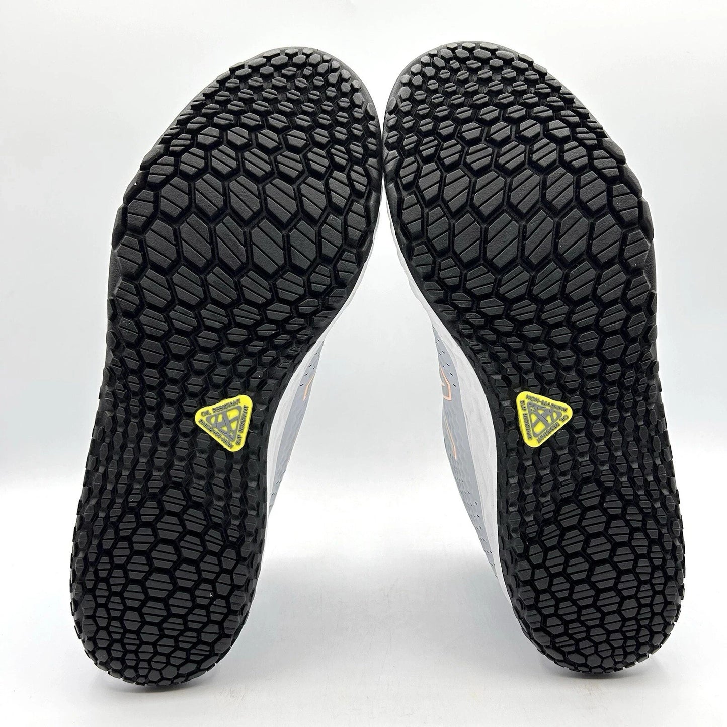 New Balance Women's Fresh Foam Slip Resistant 806 V1 Industrial Shoe Size 9