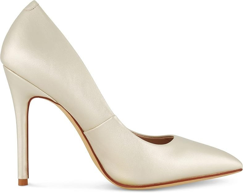 CUSHIONAIRE Women's Alta Dress Pump CHAMPAGNE Size 7.5M Brand New!