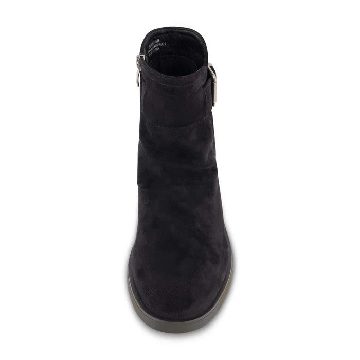 CUSHIONAIRE Women's Burke Buckle Ankle Boot Size 7W Brand New!