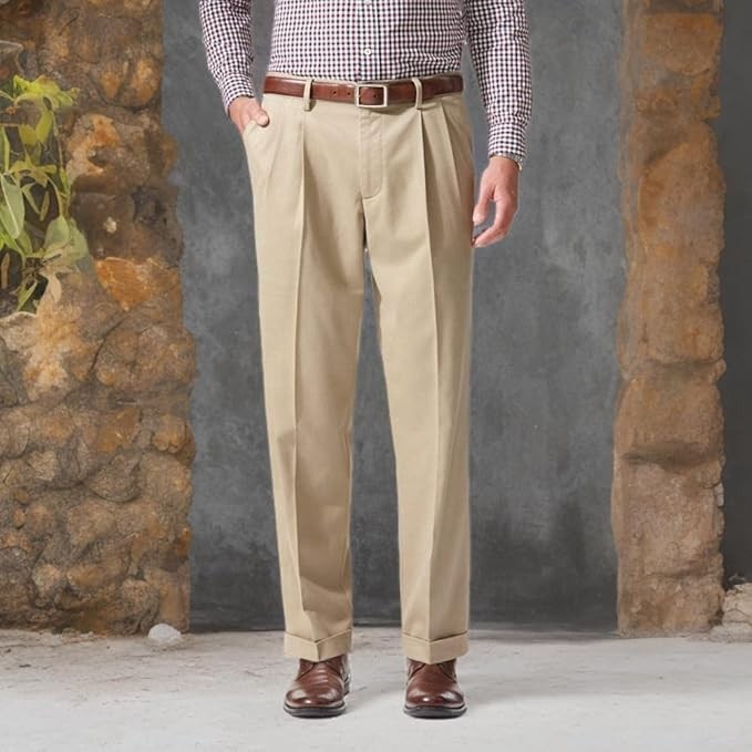 Dockers Men's Relaxed Fit Comfort Khaki Pants New with Tags!