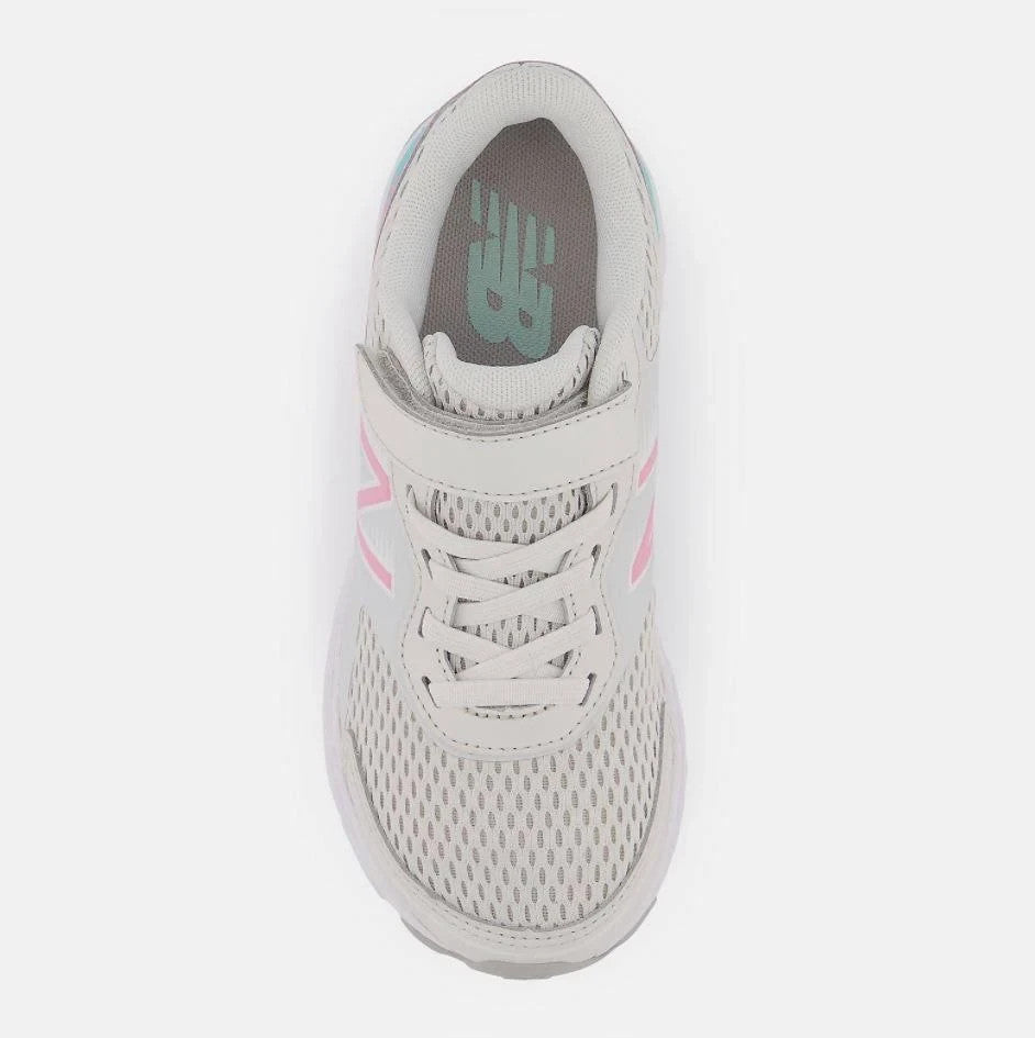 New Balance Kids' 680 V6 Hook and Loop Shoe Size 6 Children Brand New!