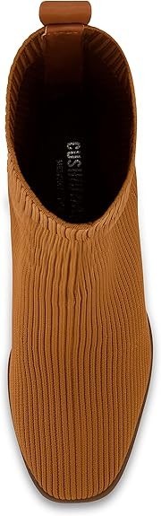 CUSHIONAIRE Women's Bishop Stretch boot TOFFEE Size 8M Brand New!