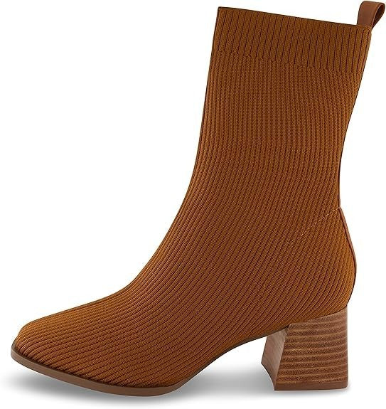 CUSHIONAIRE Women's Bishop Stretch boot TOFFEE Size 8M Brand New!