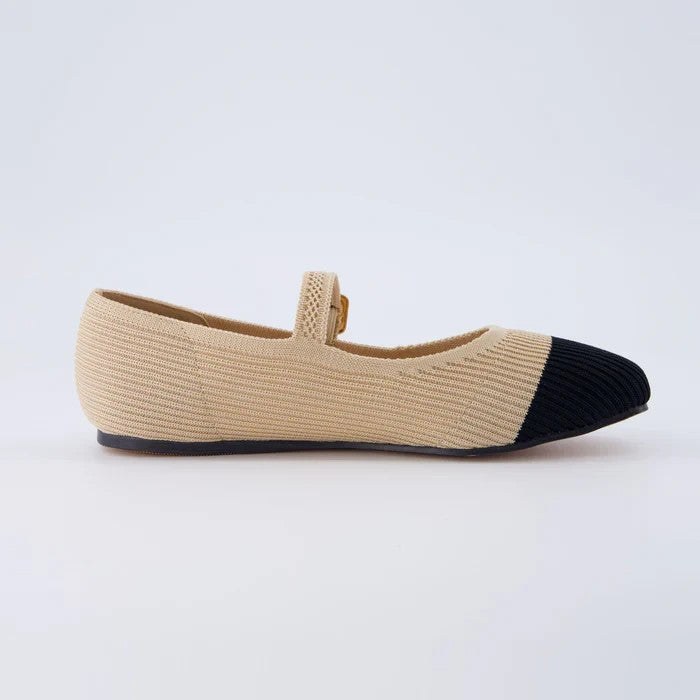 CUSHIONAIRE Women's Petal Mary Jane Knit Flat Beige/Black Size 6.5W