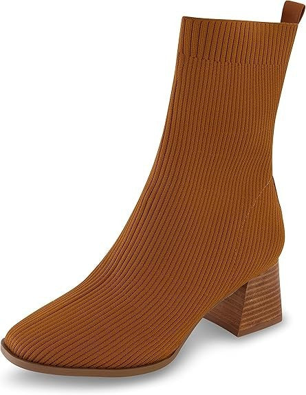 CUSHIONAIRE Women's Bishop Stretch boot TOFFEE Size 8M Brand New!