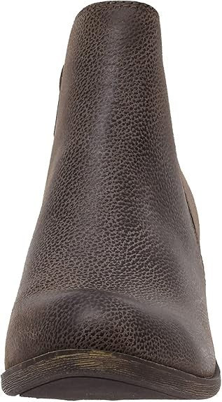 CUSHIONAIRE Women's Dolly bootie with Memory Foam Size 8M Brand New!
