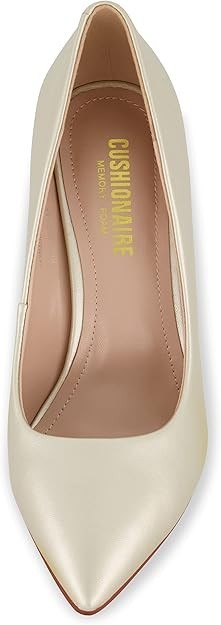 CUSHIONAIRE Women's Alta Dress Pump CHAMPAGNE Size 7.5M Brand New!