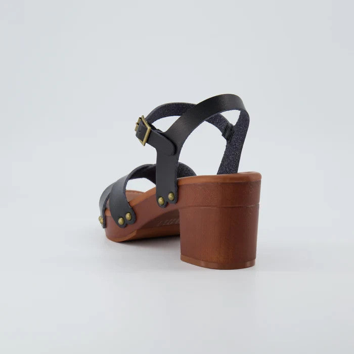 CUSHIONAIRE Slate Faux Wood Sandals BLACK Size 9M Brand New!