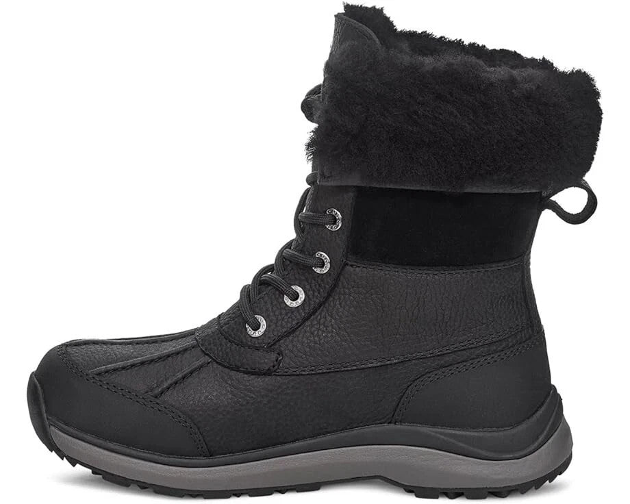 UGG 174 Adirondack Boot III Women's Boot  Size 8 Brand New!