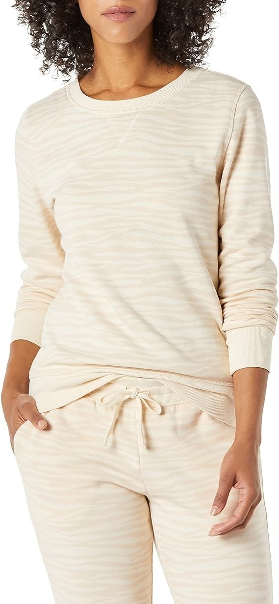Amazon Essential Women's Fleece Crewneck Sweatshirt Beige Zebra Strip Size M NWT