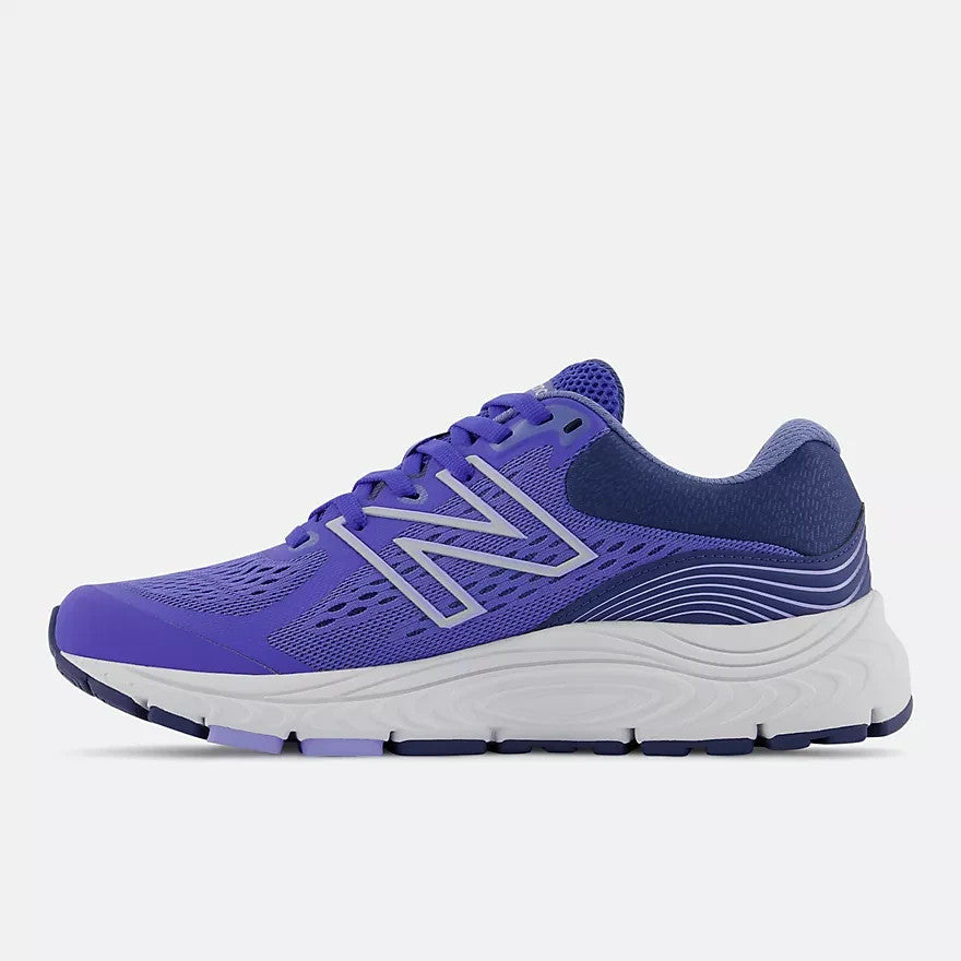 New Balance Women's 840 V5 Running Shoe Size 5.5 Brand New!
