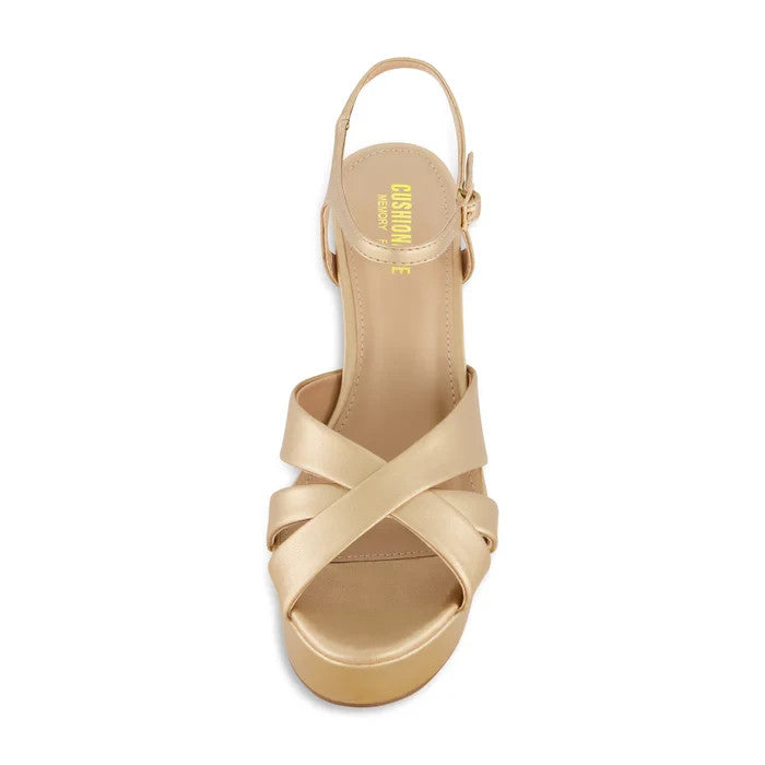 CUSHIONAIRE Women's Foxy Platform Dress Heel Champagne Size 8.5M Brand New!