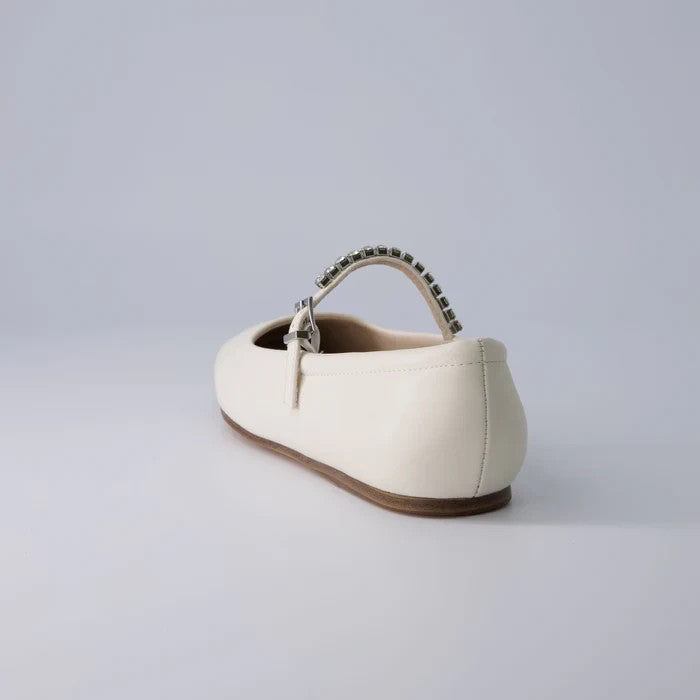CUSHIONAIRE Women's Sleeper Mary Jane Flat Cream embellished Size 8