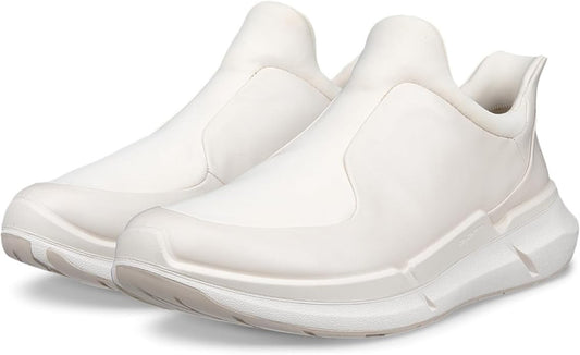 ECCO Women's Biom 2.2 Traveler Slip On Size 7.5 Brand New!