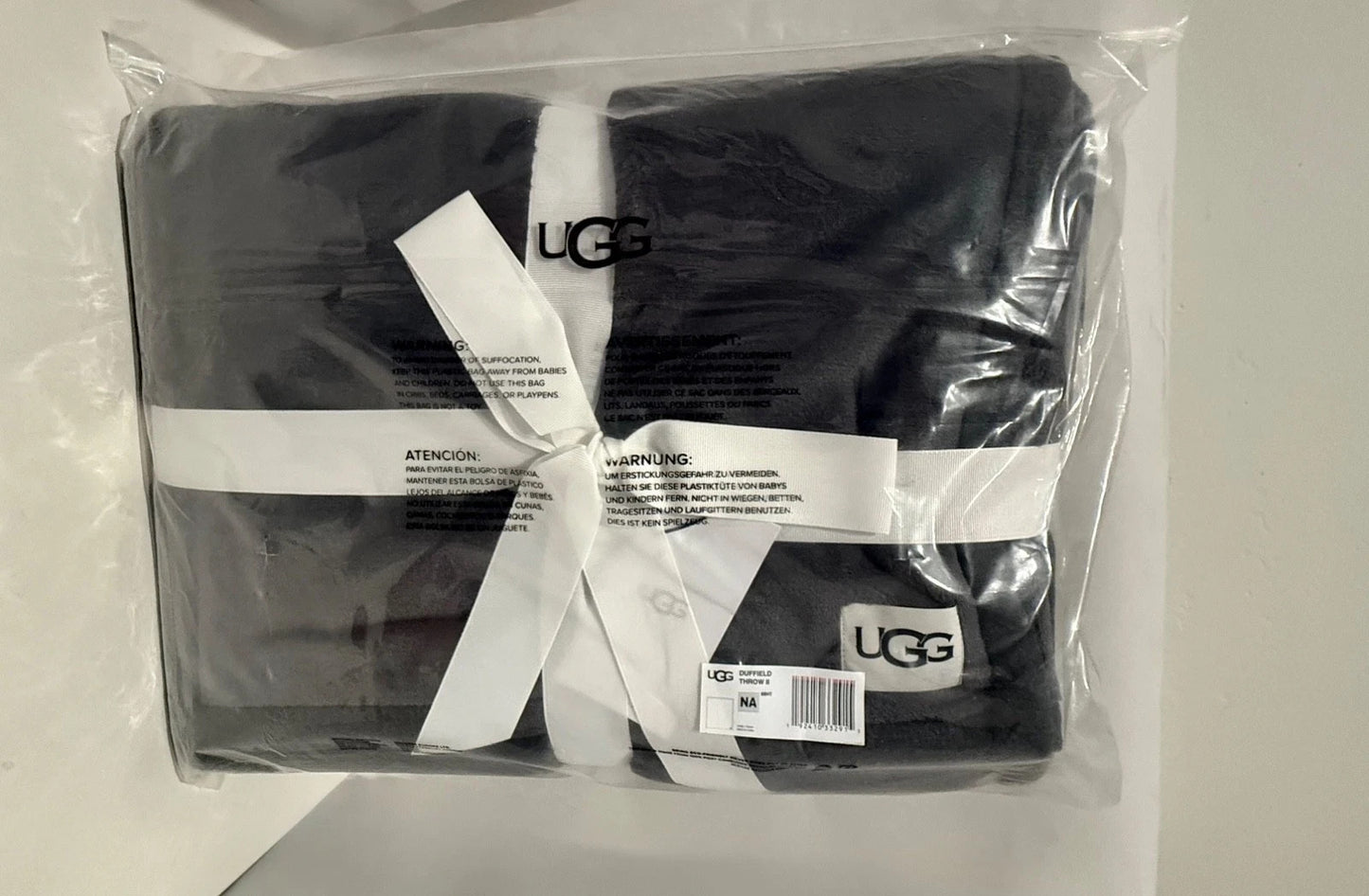 UGG DUFFIELD II THROW BLANKET THICK PLUSH BLACK 50X70 NEW With Tags