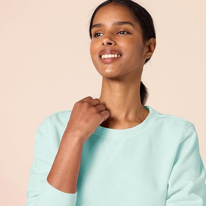Amazon Essentials Women's Fleece Crewneck Sweatshirt Aqua Blue Size Medium NWT