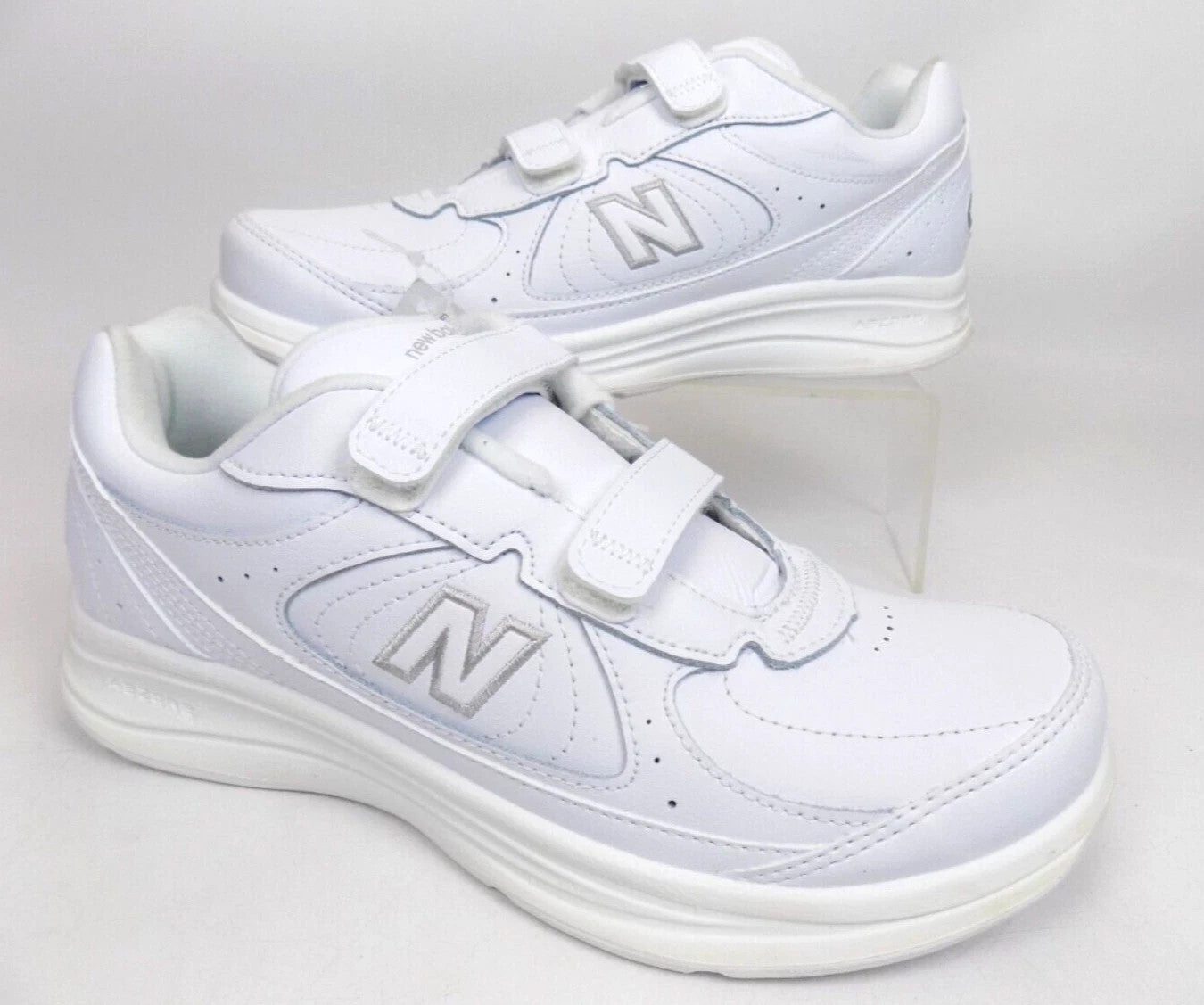New Balance Women's 577 Shoes All White Size 7 Brand New!