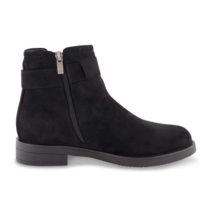 CUSHIONAIRE Women's Burke Buckle Ankle Boot Size 7W Brand New!