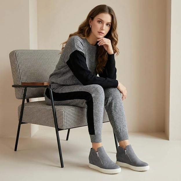 CUSHIONAIRE Women's Hart Hidden Wedge Sneaker Grey Size 11M Brand New!