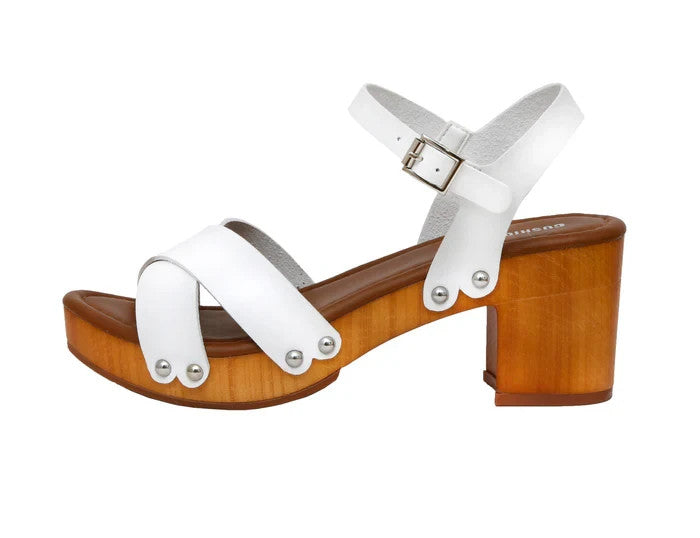 CUSHIONAIRE Slate Faux Wood Sandals WHITE Size 9M Brand New!