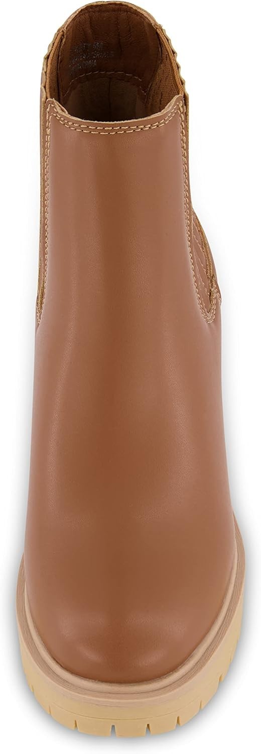 CUSHIONAIRE Women's Beckett Chelsea boot COGNAC Sizer 8.5W Brand New!