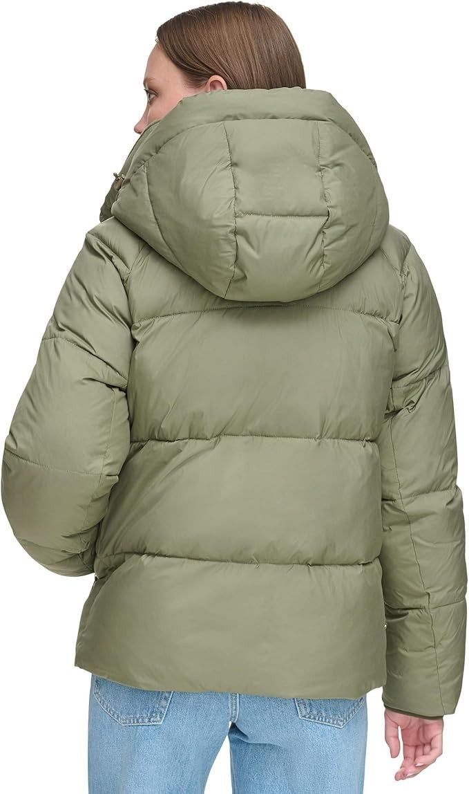 Levi's Women's Quilted Selma Hooded Puffer Jacket Size Small Brand New!